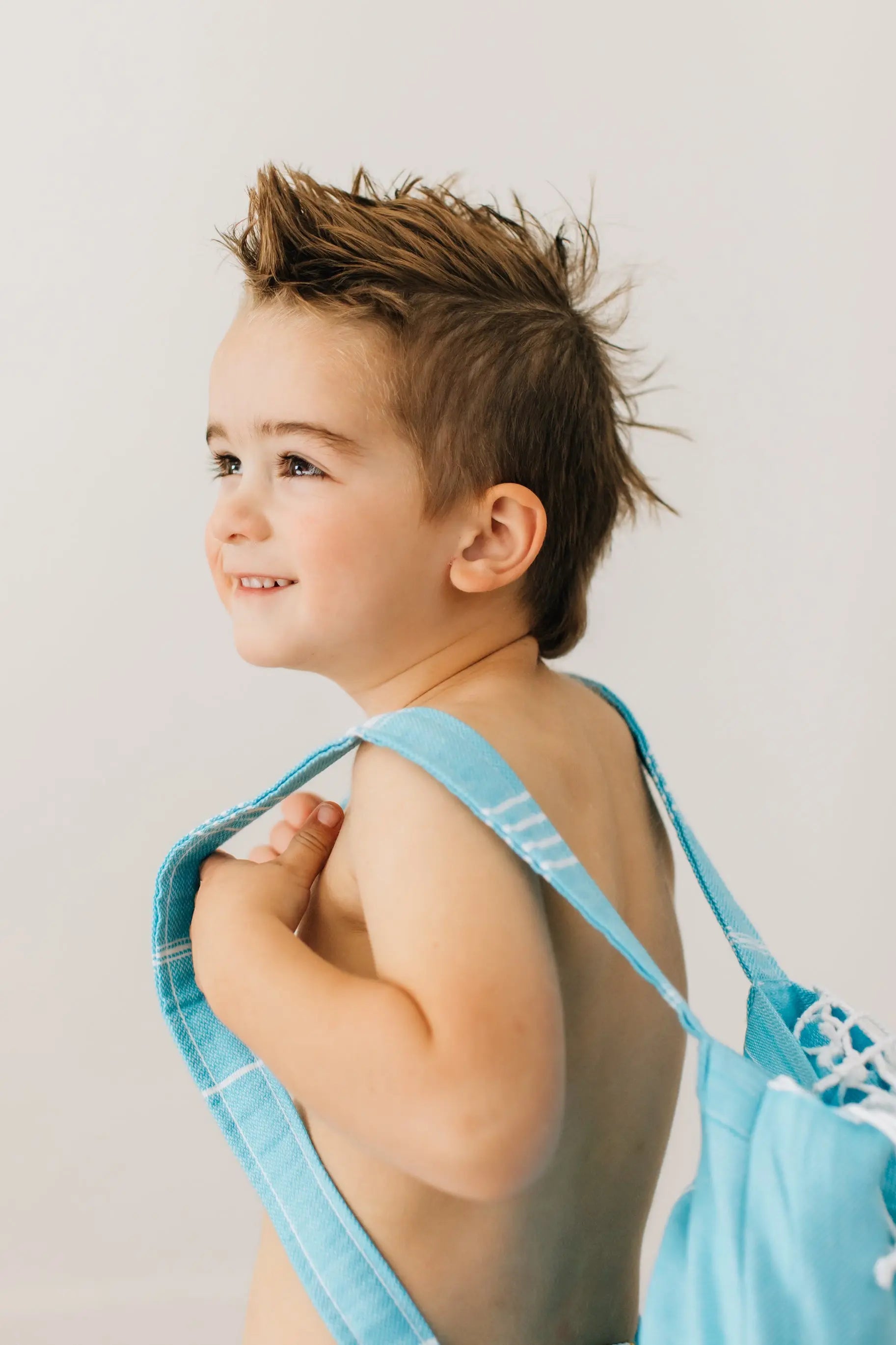 Convertible backpack towel - kids In The Current