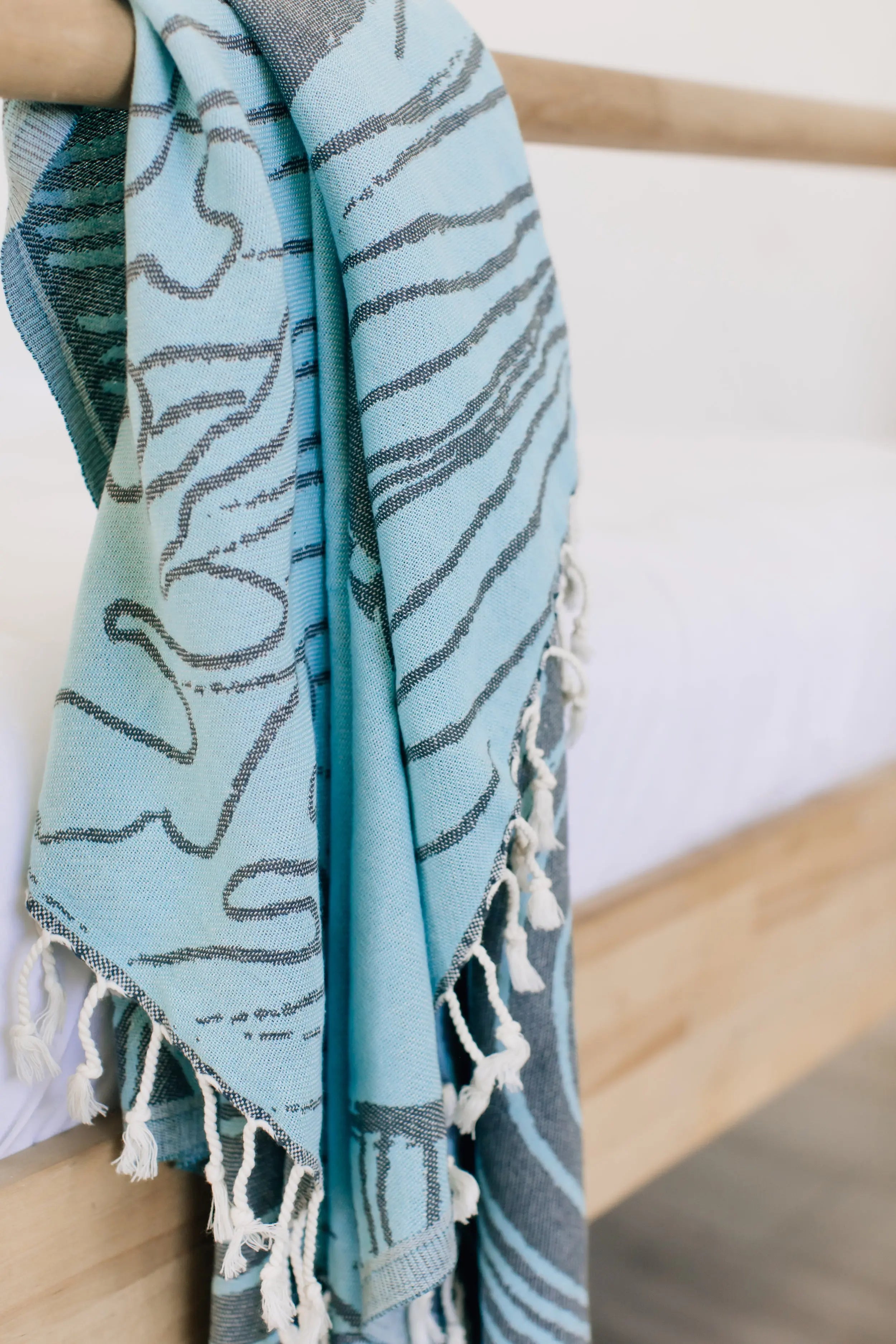 Teal Stringray Luxe In The Current