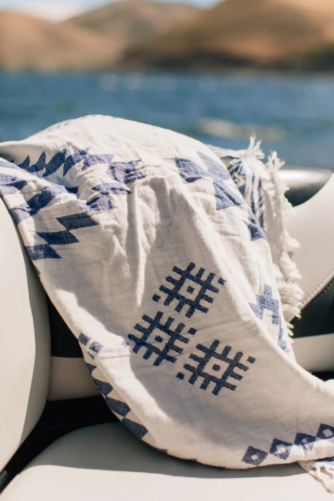 navy blue reversible pattern turkish towel diamond pattern - boating towel 